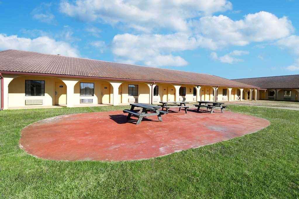 Americas Best Value Inn Bonham Exterior foto