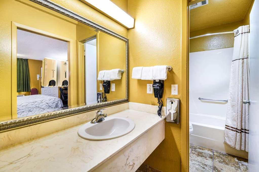 Americas Best Value Inn Bonham Exterior foto