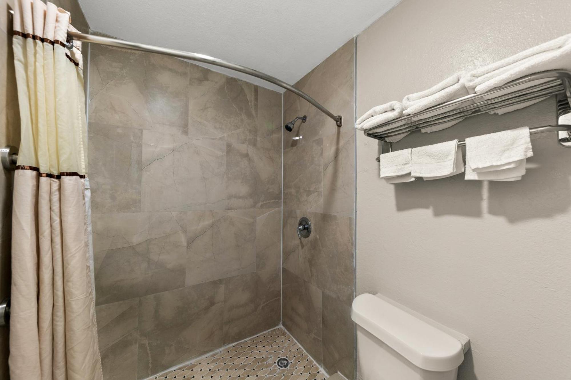 Americas Best Value Inn Bonham Exterior foto